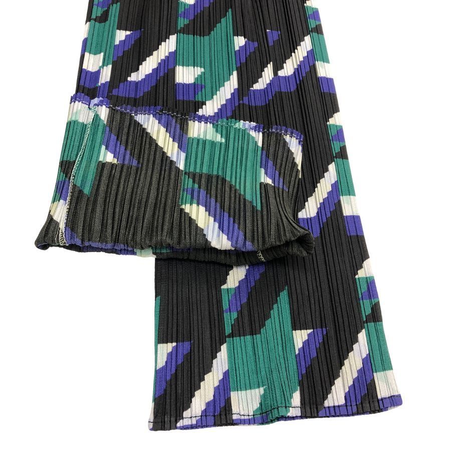 プリーツプリーズ