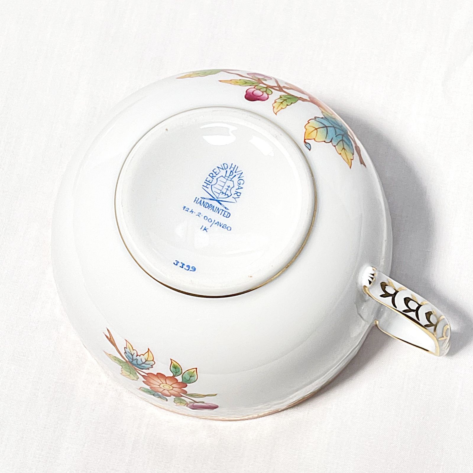 ヴィクトリアアニバーサリー カップ-ソーサー