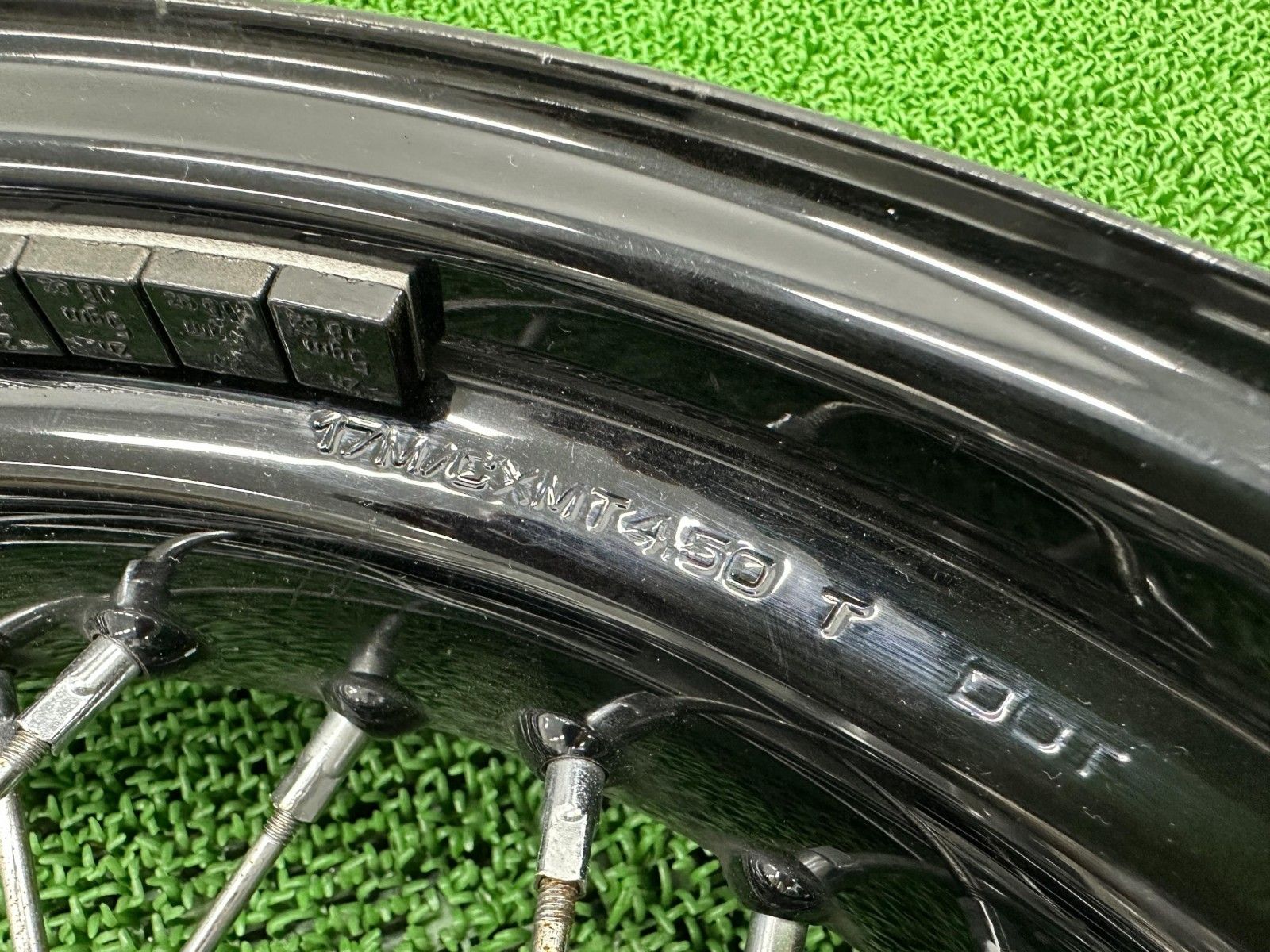 ダイナ リアホイール ハーレー 純正 バイク 部品 17X4.50 ノーマル