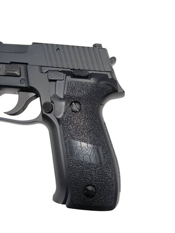 東京マルイ SIG SAUER P226 RAIL 競技専用エアーソフトガン