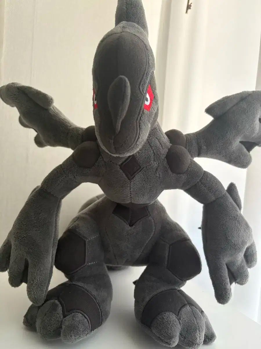 ポケセン限定ポケモンドール(ぬいぐるみ)ゼクロム(紙タグ付) ポケモン