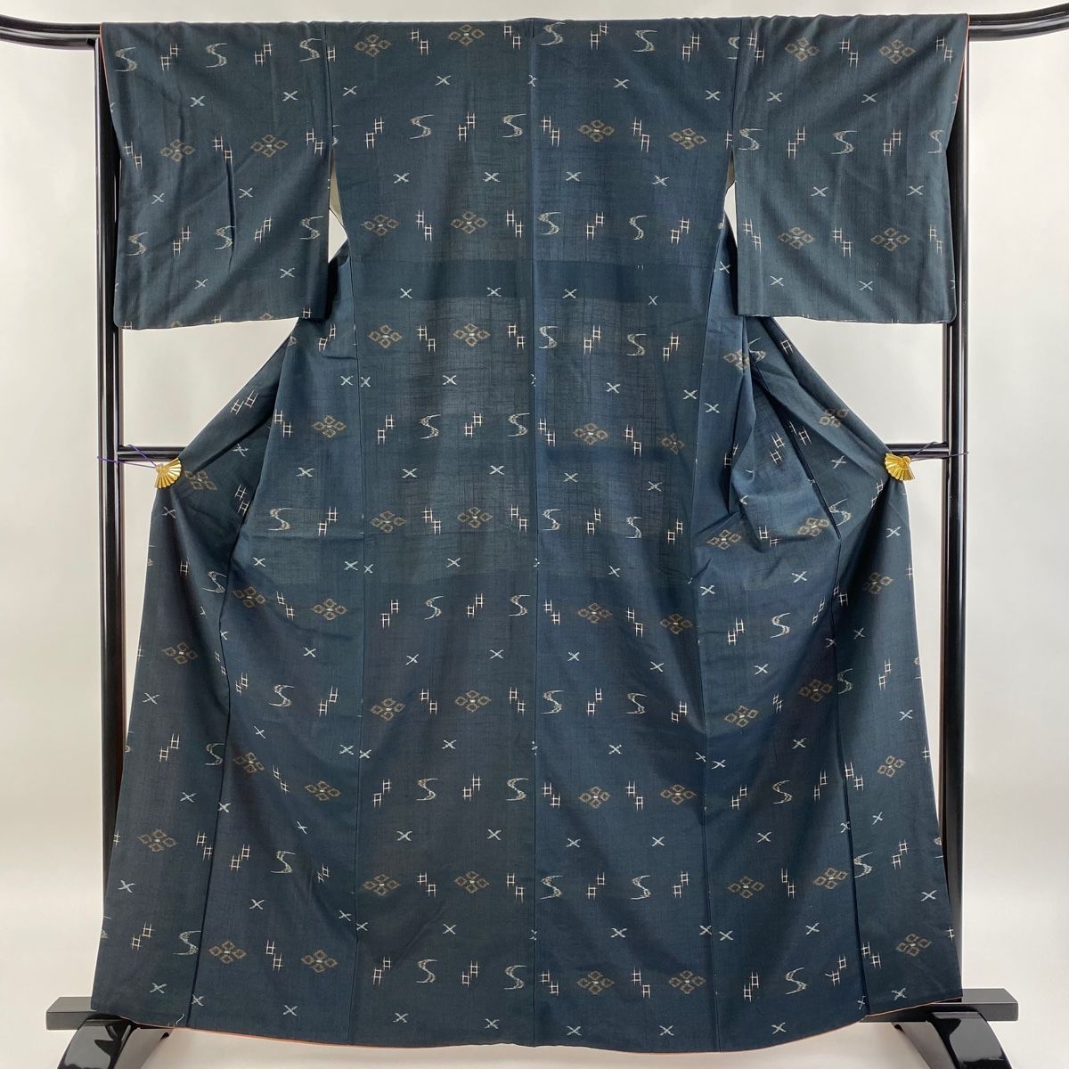 美品　十文字、井桁絣　紬 正絹単衣紬「井桁絣」 | 種類から探す,紬 | きものサロンながしまR&C