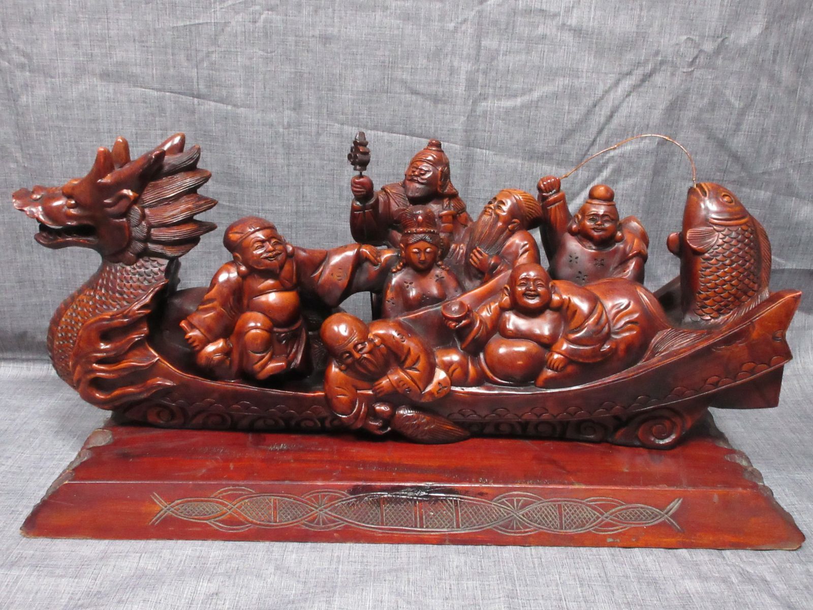 買蔵木彫　八仙　中国美術　アンティーク　細密彫刻　龍船　開運宝船 置物