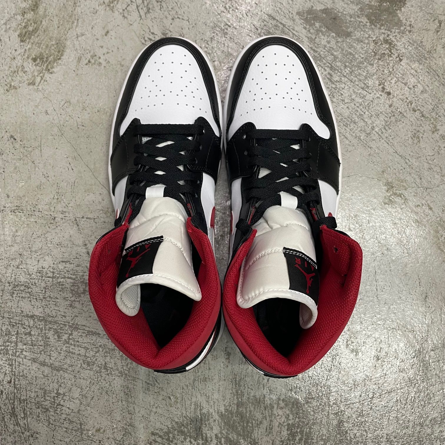 新品 NIKE Air Jordan 1 Mid White/Gym Red Black 554724-122
