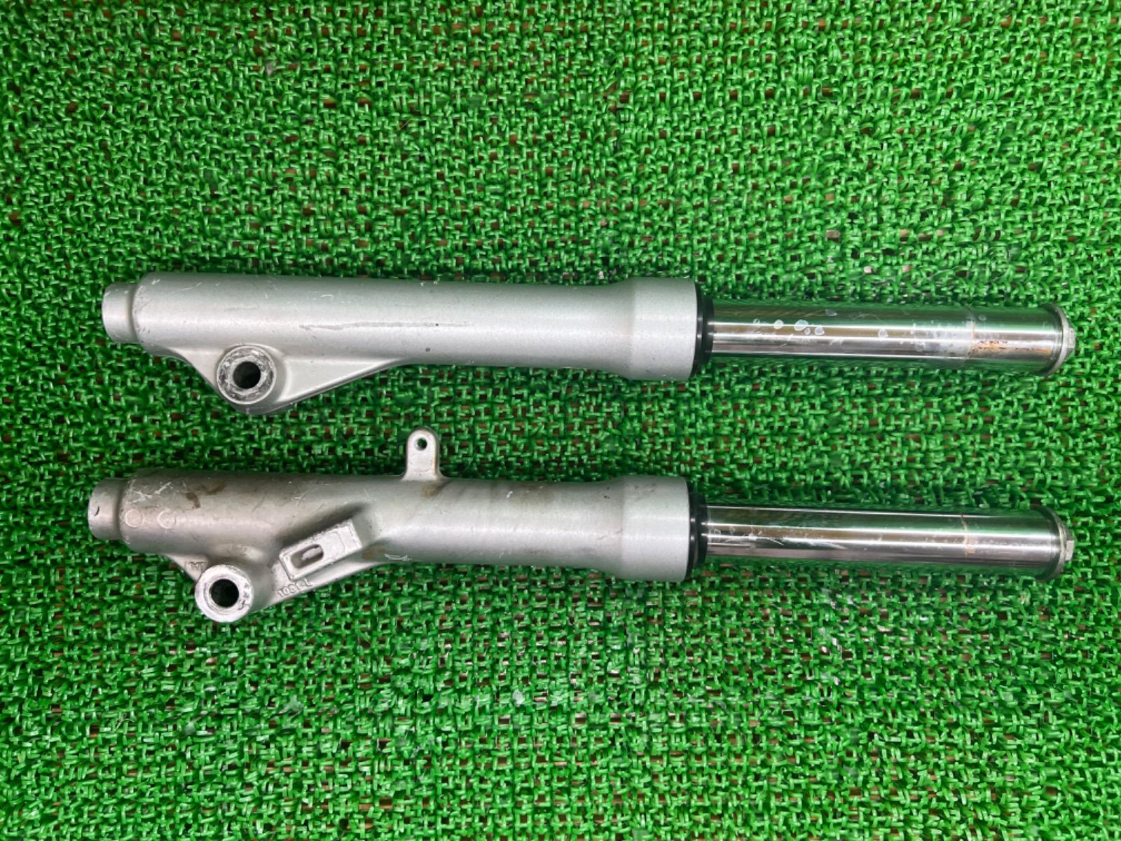 ヤマハ ギア (UA06J) 純正部品:フロントフォーク - メルカリ