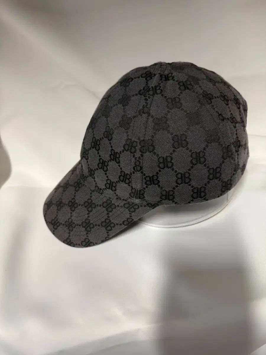 グッチ バレンシアガ コラボ モデル BB パータン ベースボールキャップ