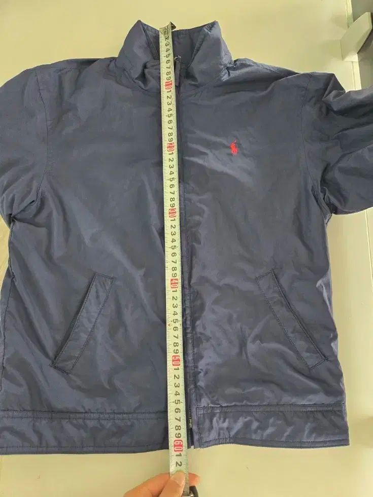 ウィンドブレーカー ジャケット