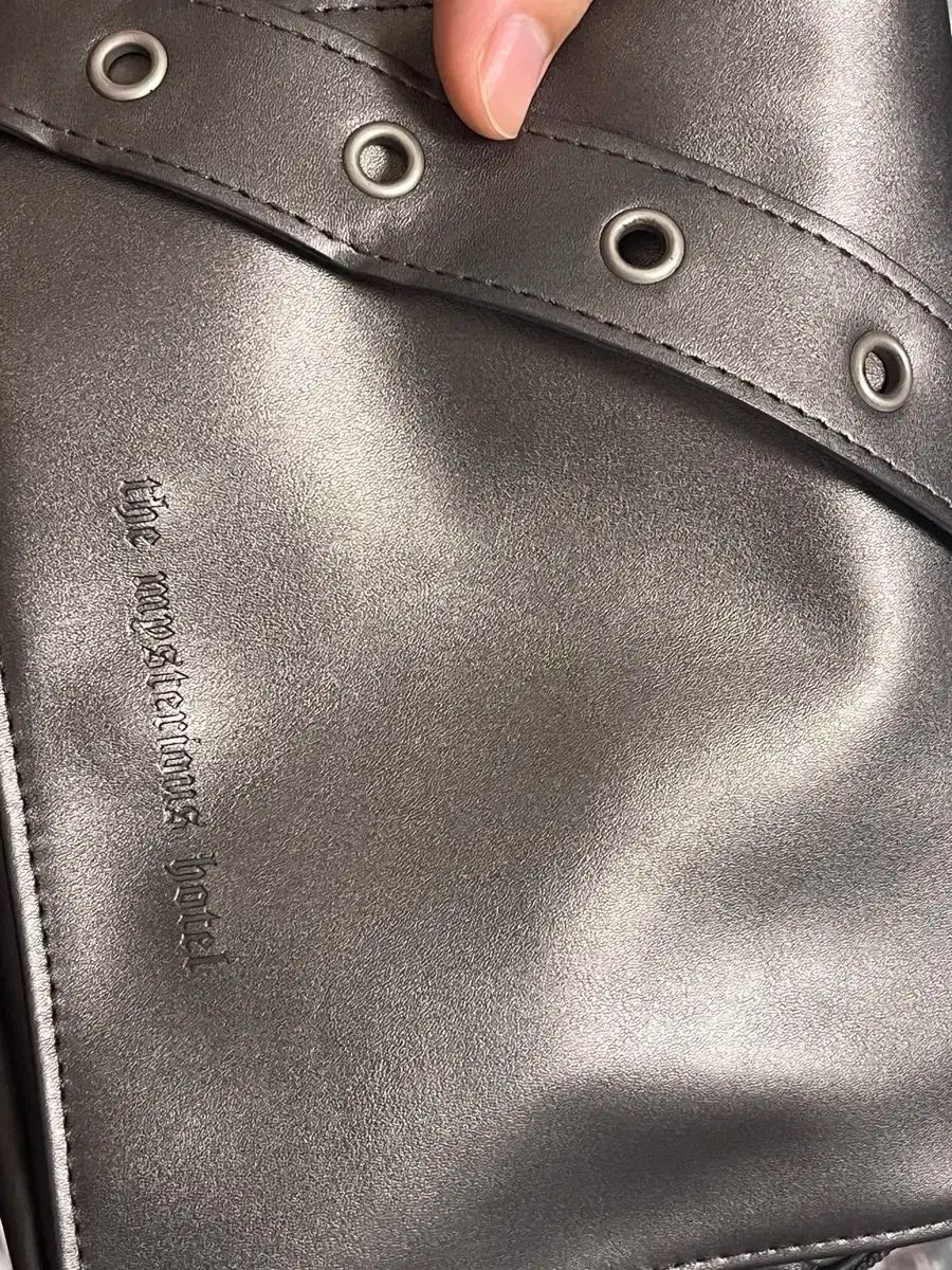 THE MYSTERIOUS HOTEL ザ ミステリアス ホテル ウェスタン ベルトバッグ DARKシルバー