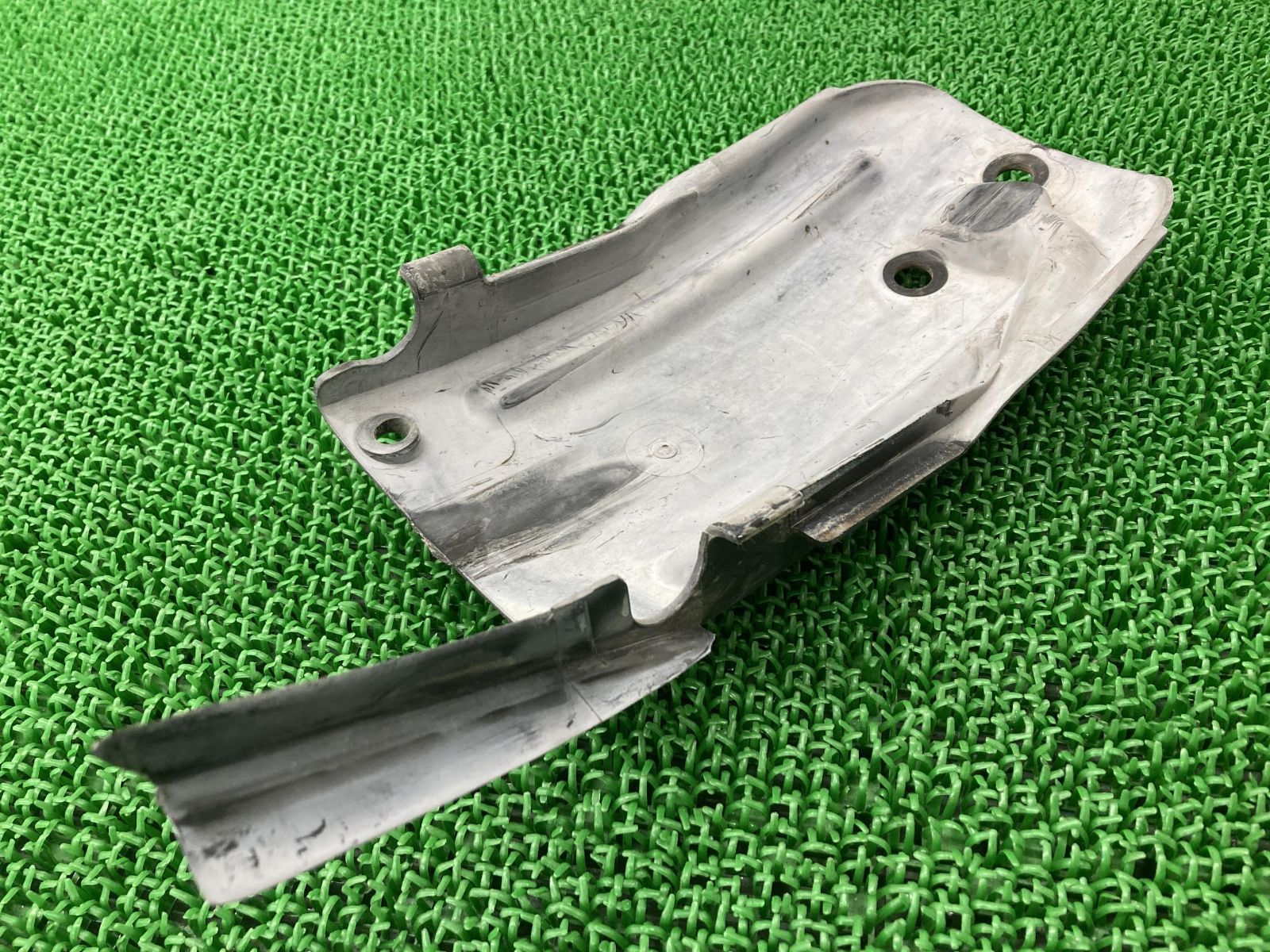 TLM220R インナーフェンダー ホンダ 純正 中古 バイク 部品 MD23 リア