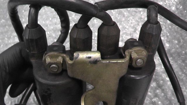 CB400SF-K NC39-1803xxx の イグニッションコイル 1759457490 DECORATOM_COM_BR