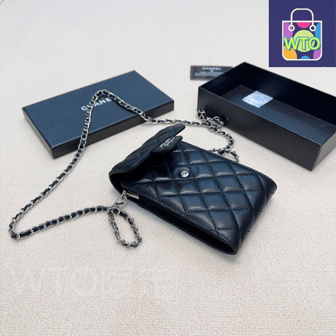 羊皮に刺繍を施し 高品質金具と精密な仕上がりを備える-WTO輸入2