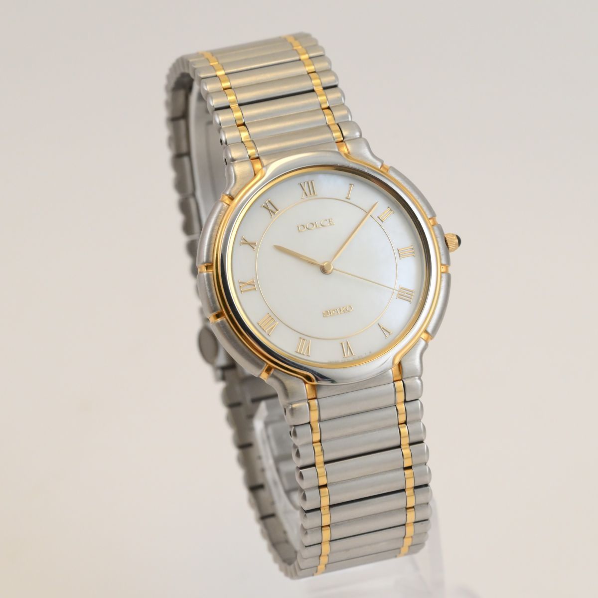美品】 セイコー SEIKO DOLCE 男性用腕時計 クォーツ シェルパール文字