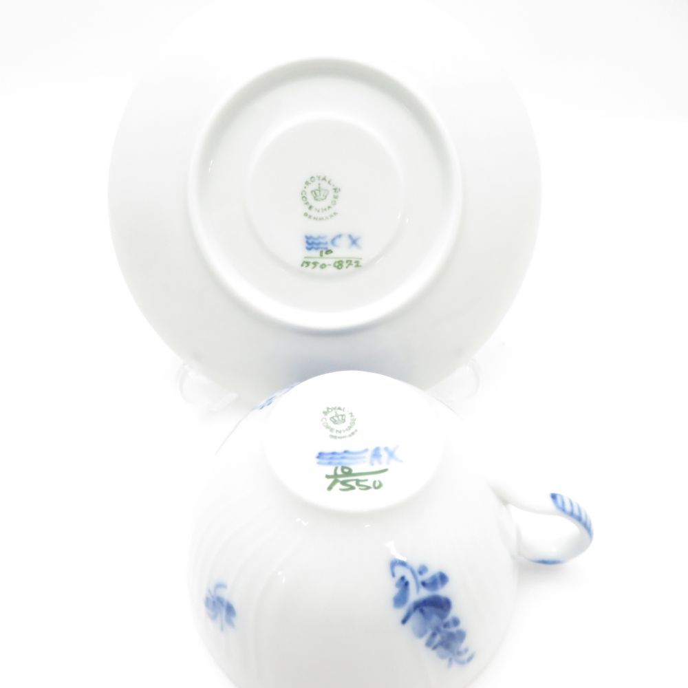 美品 ROYAL COPENHAGEN ロイヤルコペンハーゲン ブルーフラワーカーブ  