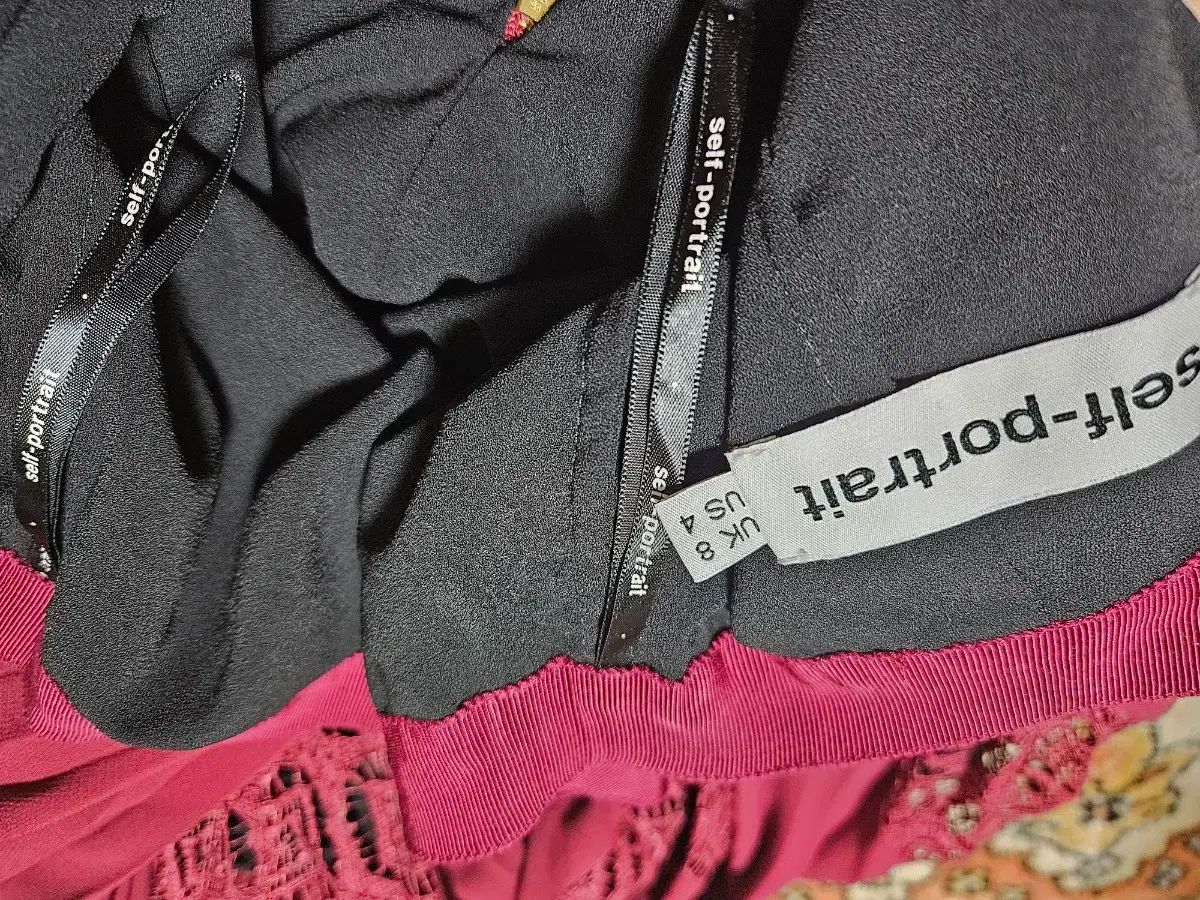 セルフ ポートレイト バーガンディ レース プリーツ スカート GULLKHAN_COM