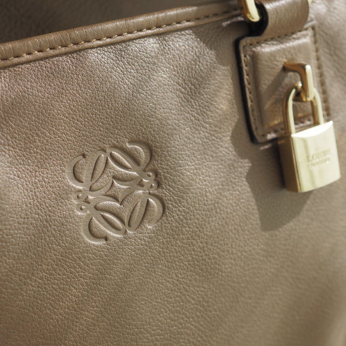 ロエベ LOEWE アマソナ36 ハンドバッグ ボストンバッグ ミンク 