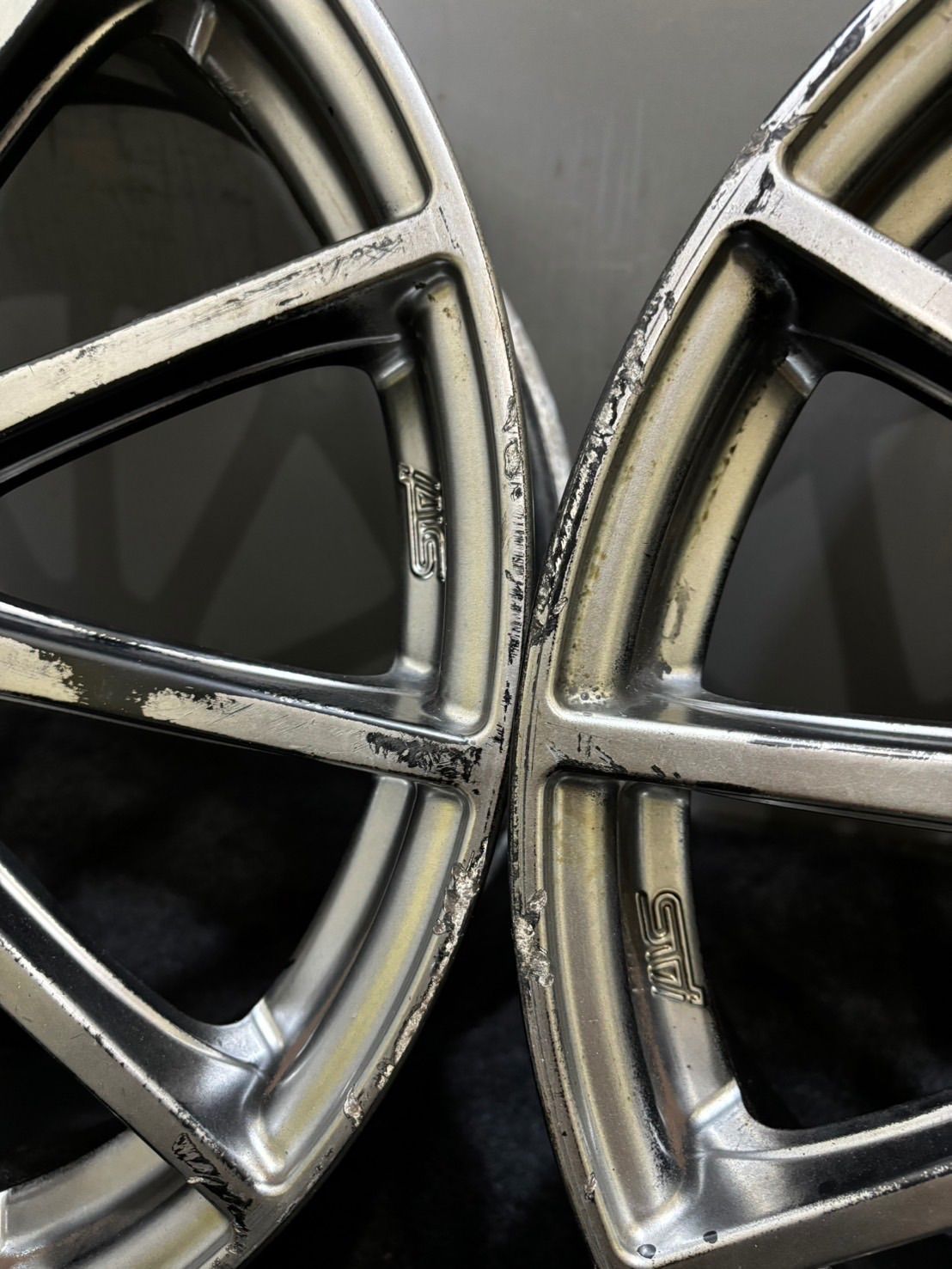 アルミホイール