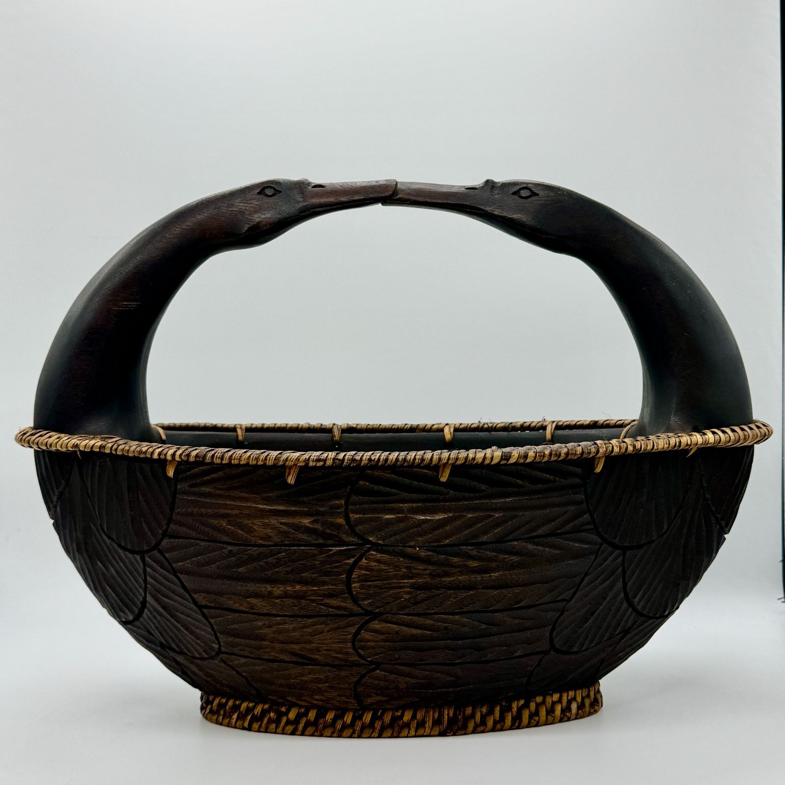 大迫力！瘤木　天然木　切株　木製　手彫り　工芸品　バスケット　カゴ　インテリア 大迫力！瘤木 天然木 切株 木製 手彫り 工芸品 バスケット カゴ インテリア