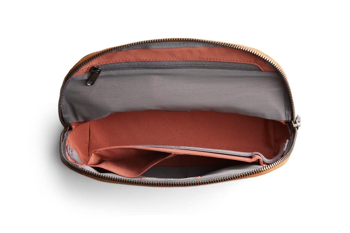 特価商品】Desk Caddy ガジェットポーチ Bellroy - Bronze - メルカリ