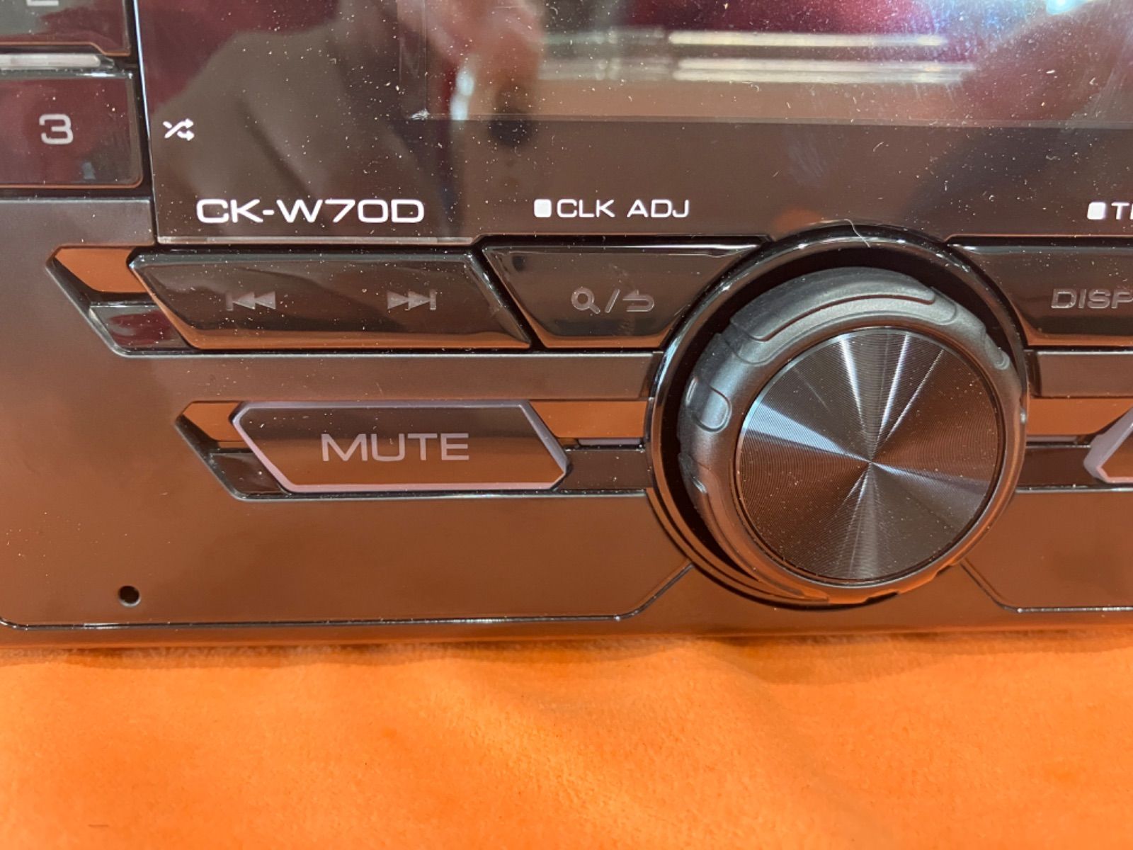 ダイハツ純正CDチューナー CK-W70D ①②