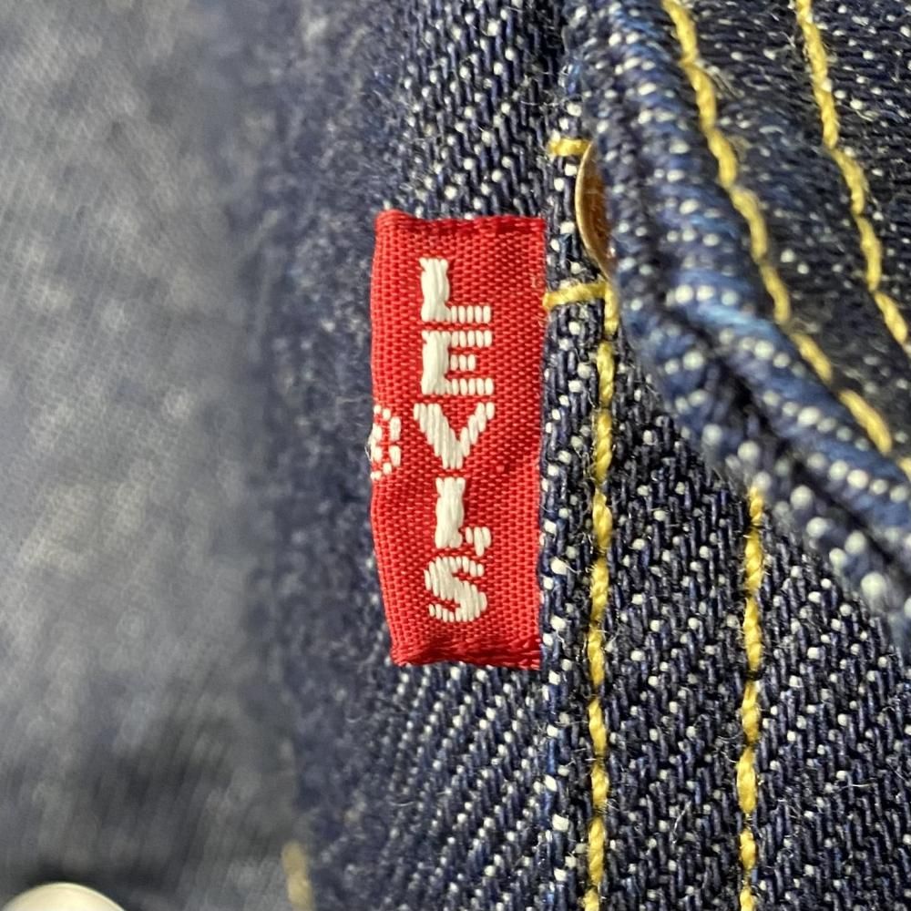 中古】LEVI