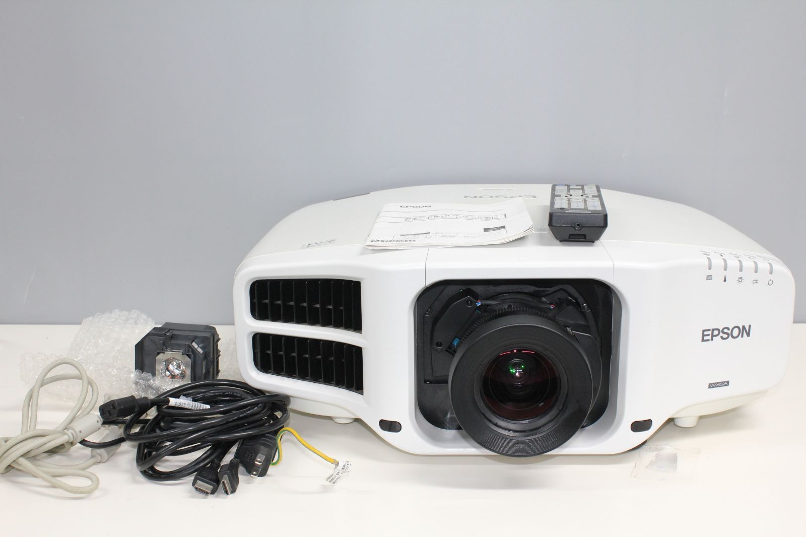 EPSON|EB-G7000W|ビジネスプロジェクター