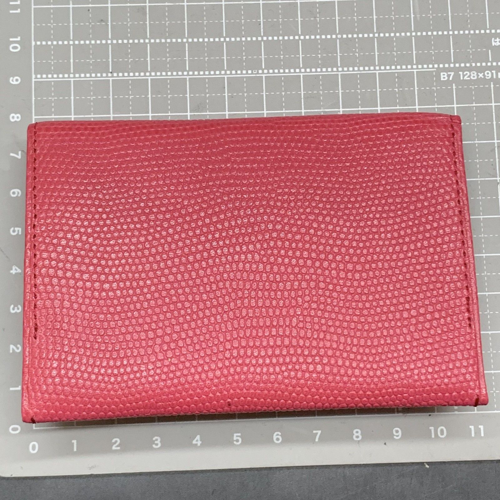 Courrèges（クレージュ）ゴールドロゴ 二つ折り財布 コイン