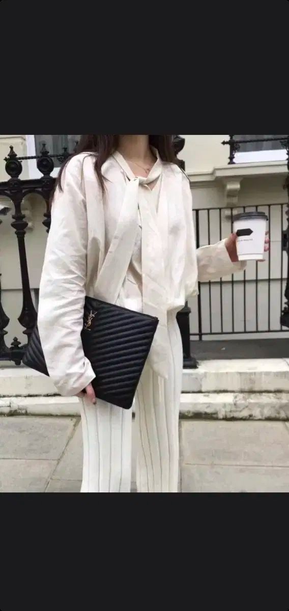 イヴ サンローラン サンローラン クラッチバッグ クラッチバッグ S級 鑑定書O