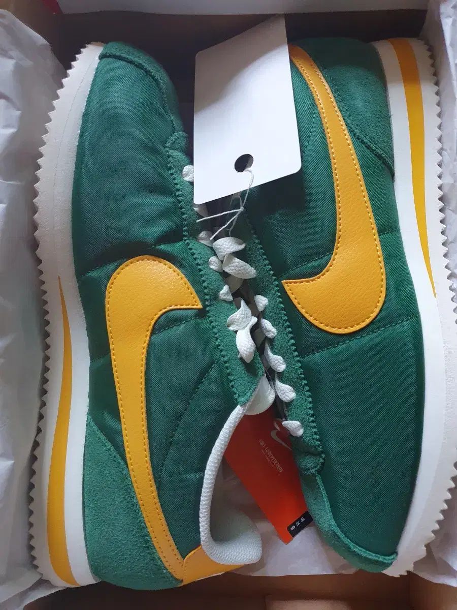 NIKE ナイキ コルテッツ グリーン 黄色 270mm