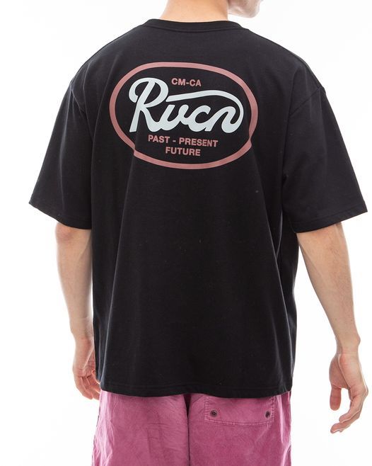 2024春夏 新品【RVCA/ルーカ/ルカ】OVAL SCRIPT Ｔシャツ BLK メンズ BE04A-234