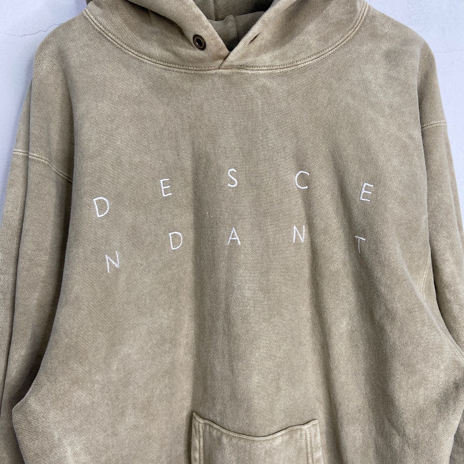☆DESCENDANT☆ディセンダント☆刺繍ロゴパーカー☆フーディ 