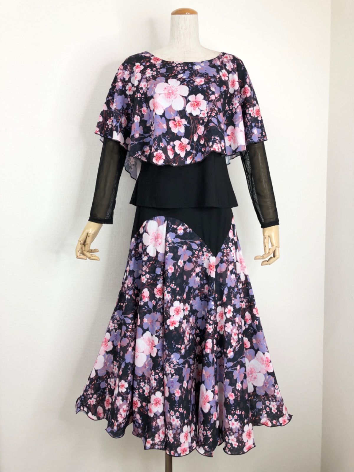 新品》社交ダンス 裏地裾オーガンジーフリル ナシ地スカート 衣装