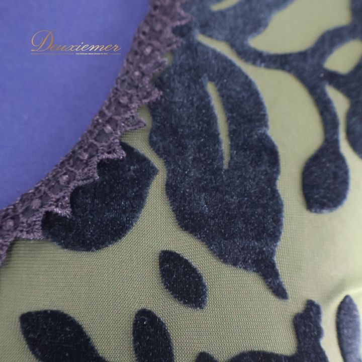 ドセデルフラメンコ 緑