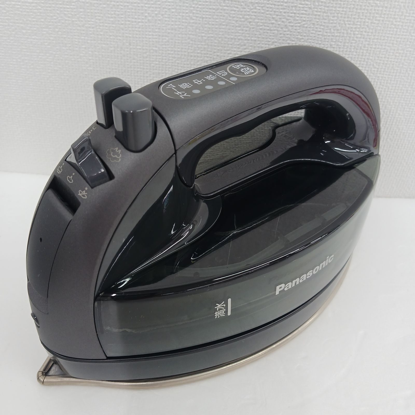 展示商品】 パナソニック Panasonic コードレススチームアイロン