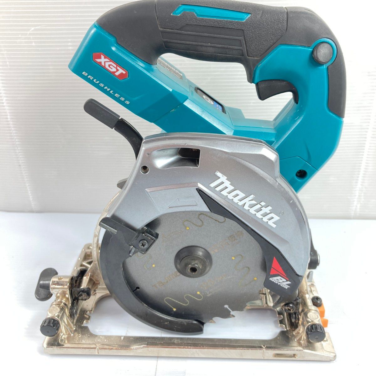 ＊＊MAKITA マキタ 40Vmax 充電式マルノコ 充電器 充電池2個 ケース付 PSEマークあり HS006GRDX ブルー