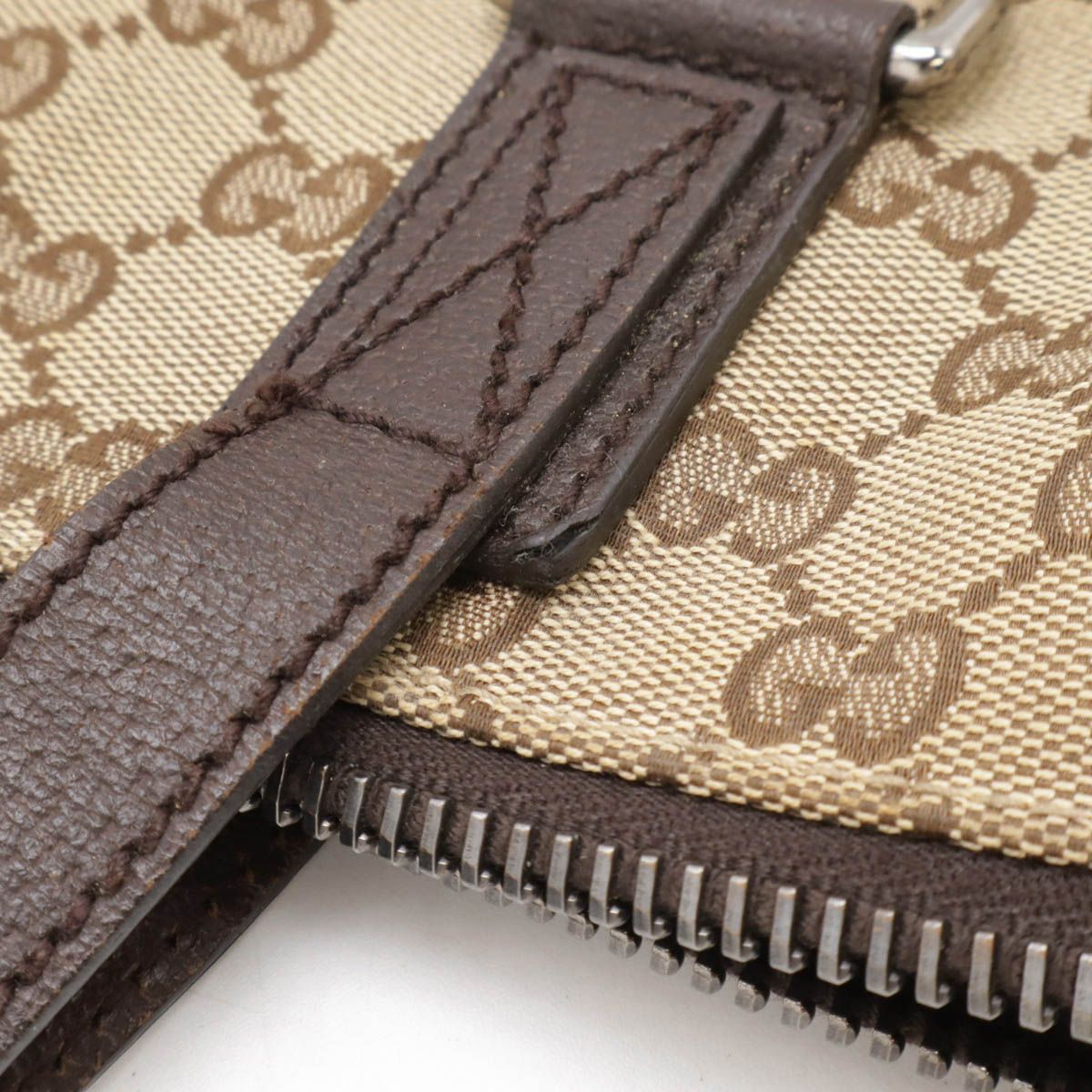 GUCCI グッチ