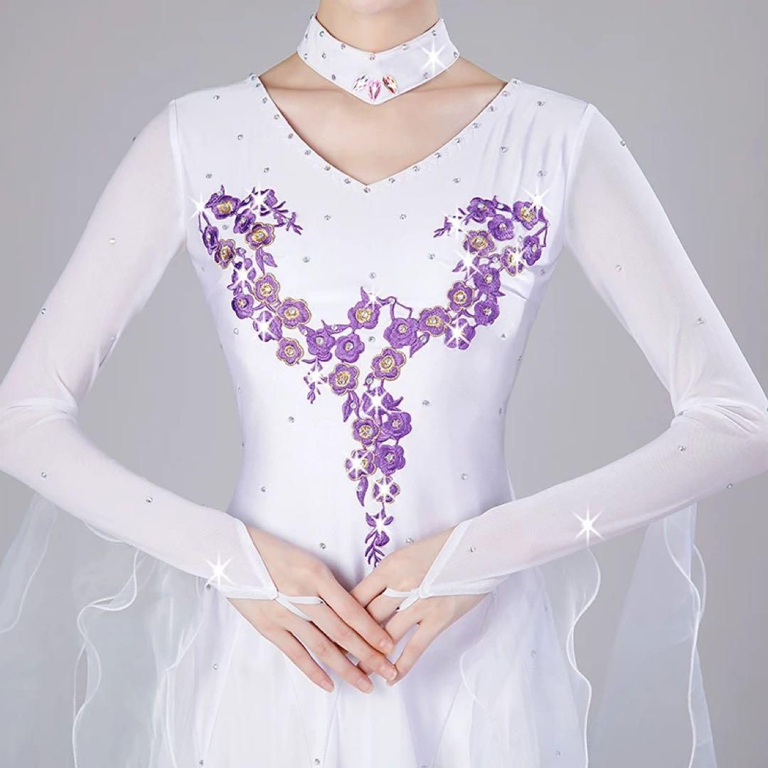 スタンダードドレス✨ストーン付きエレガントデザイン！競技会やデモでも主役級✨ エレガントなストーン付きスタンダードドレス✨発表会や競技会、デモ