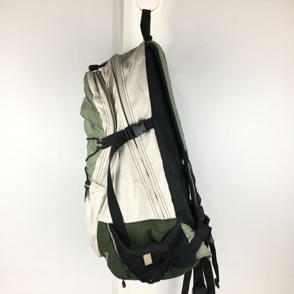【最終値下げ】THE NORTH FACE オリーブグリーン リュック33L新品 THE NORTH FACE ザ ノースフェイス リュックサック バックパック