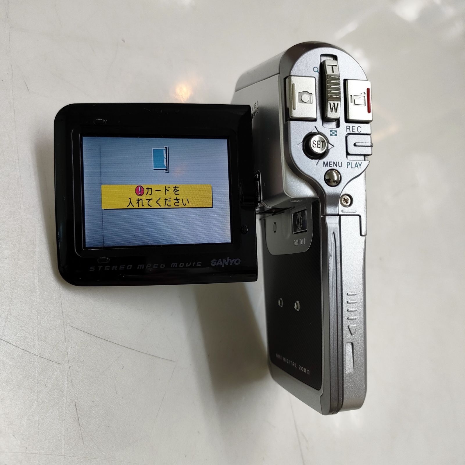 NEW特価【付属多数】 SANYO サンヨー Xacti ザクティ DMX-C5 (W) アクションカメラ・ウェアラブルカメラ