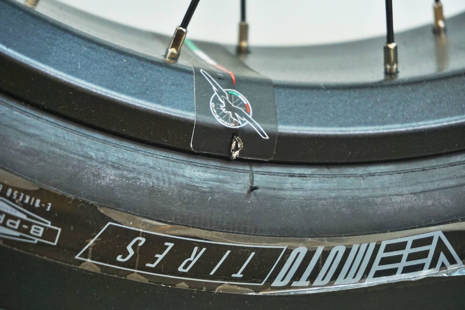 FANTIC ファンティック