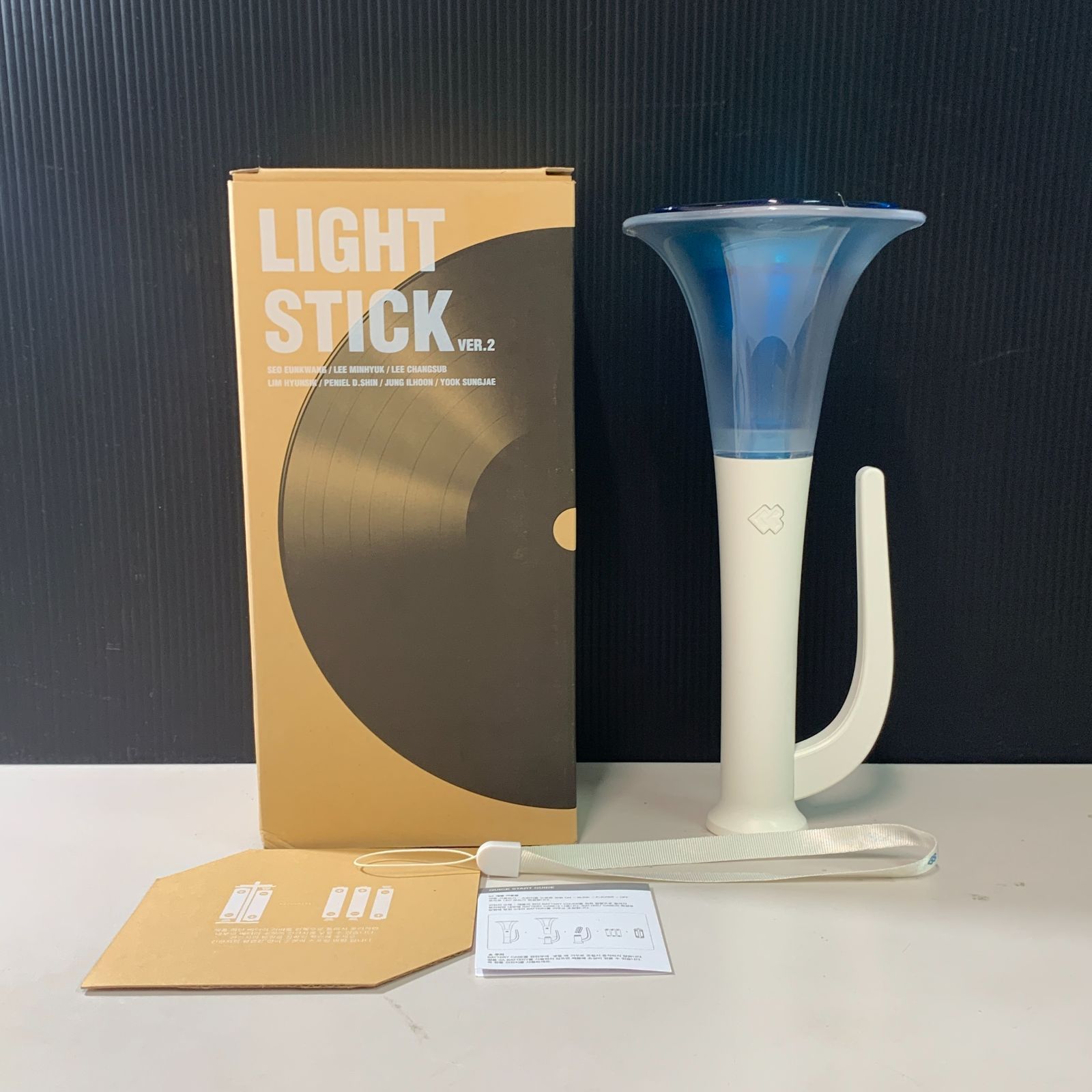 BTOBのペンライトバージョン2 BTOB ペンライト Ver. 2 Amazon.co.jp