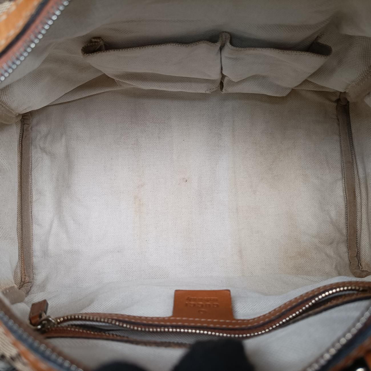 グッチGucciシェリーライン マルチ