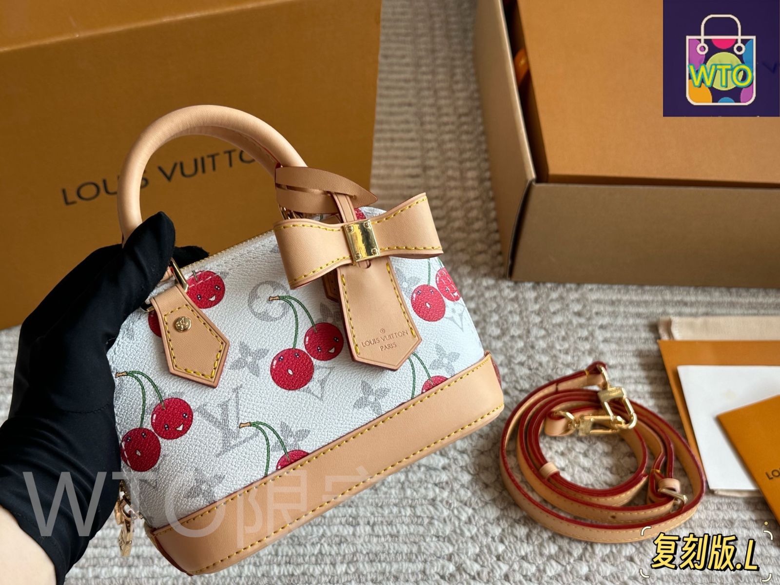 L. エルドット♡PVC Usagi tote bag 新品 ブラウン L. エルドット♡PVC Usagi tote bag 新品 ブラウン