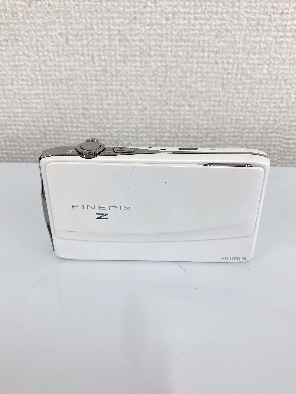 ％ 通電動作未 FUJIFILM FinePix Z900EXR ホワイト カメラ 1