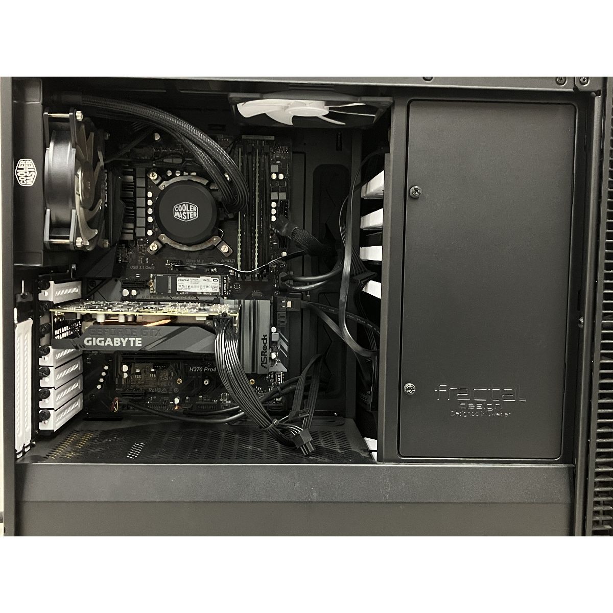 自作パソコン fractal  デスクトップ PC i7 9700K 32GB HDD 2TB OS無 中古 M9285842