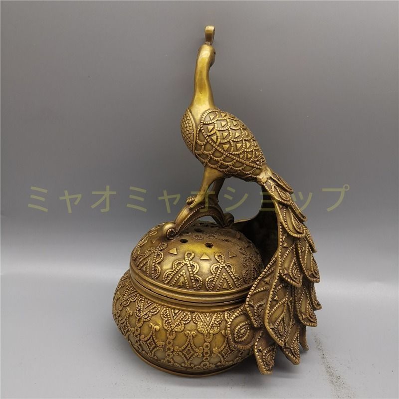 孔雀 クジャク 入れ物 小物ケース 置物 オブジェ ゴールド 風水 開運 縁起 玄関 寝室 方角 金 強力 店舗 金運 仕事運 健康運 伝統的 高品質 気高い オフィス