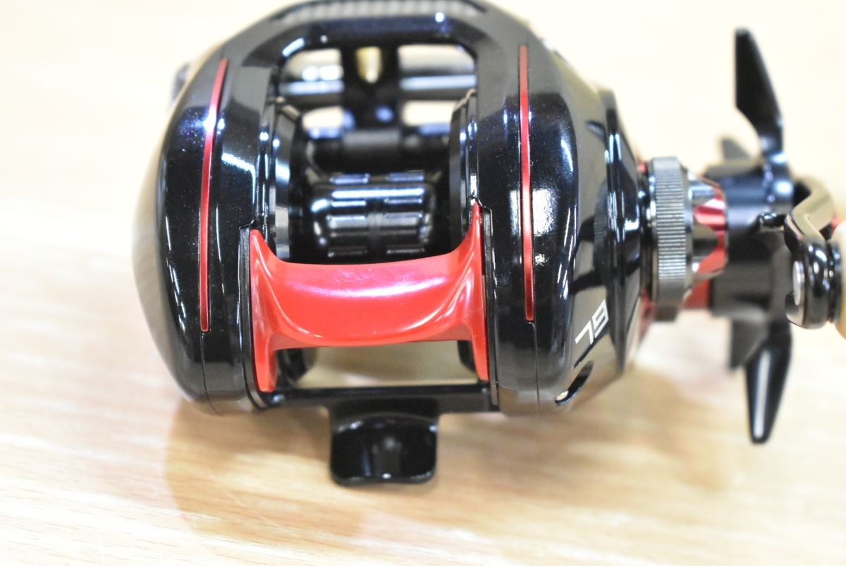 MEGABASS バス釣り