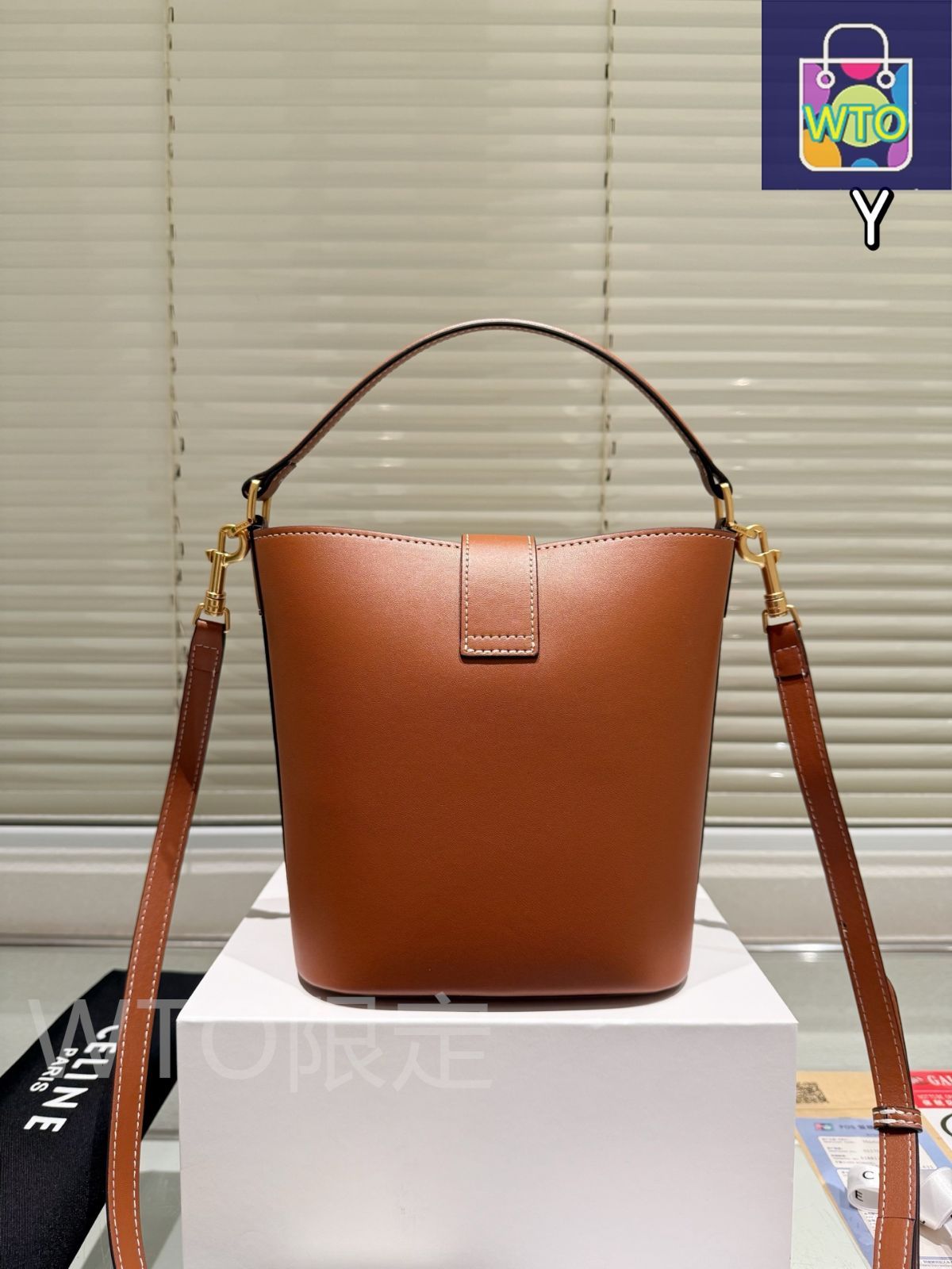 今日特価】CELINE TRIOMPHE トリオンフ バケットバッグ 24-WTO