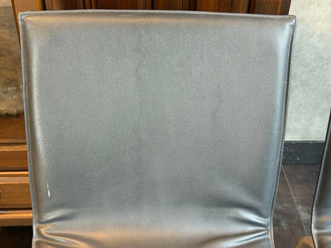 ②リーンロゼ　ligne roset ブラック　レザーチェア　2脚セット　YZ ロゼスリム | チェア | 取扱製品 | ligne roset | リーン・ロゼ