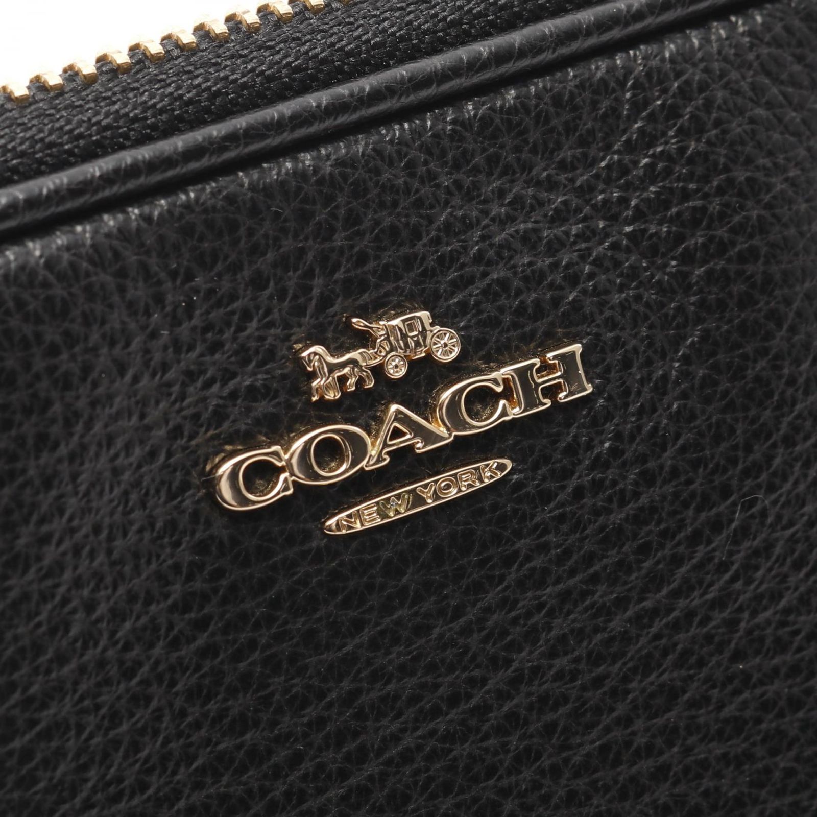 コーチ COACH
