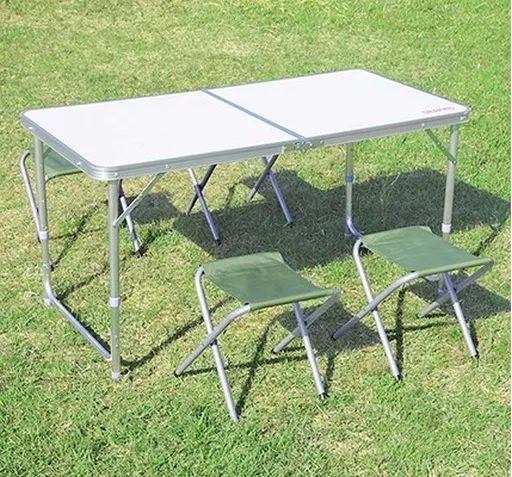 キャンプ用品 折りたたみ式アウトドアテーブル120cm＆チェア付き